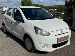 Weiß Gebraucht 2015 Mitsubishi Space Star Diamant Edition Kleinwagen | 6.990 € (Teuer)