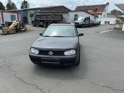 Schwarz Gebraucht 2001 VW Golf IV Kleinwagen | 650 € (Superpreis)