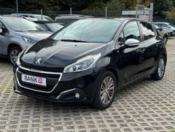 Noir perla nera Gebraucht 2016 Peugeot 208 Kleinwagen | 6.400 € (Fairer Preis)