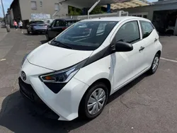 Weiß Gebraucht 2018 Toyota Aygo Kleinwagen | 8.900 € (Guter Preis)