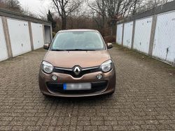 Braun Gebraucht 2015 Renault Twingo Kleinwagen | 4.999 € (Etwas zu teuer)