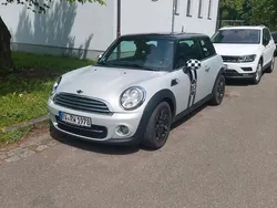 Grau Gebraucht 2011 Mini Cooper D Kleinwagen | 3.900 € (Guter Preis)