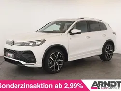 Oryxweiß perlmutteffekt Gebraucht 2024 VW Tiguan R-line SUV | 47.484 € (Superpreis)
