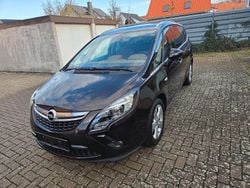 Braun Gebraucht 2012 Opel Zafira Tourer Selection Van / Kleinbus | 5.400 € (Guter Preis)