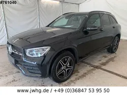 Black metallic Gebraucht 2020 Mercedes GLC300e AMG line SUV | 35.450 € (Etwas zu teuer)