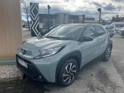 Grau Neu 2025 Toyota Aygo Team Kleinwagen | 17.325 €