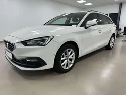Weiß Gebraucht 2022 Seat Leon Style Kombi | 20.590 € (Fairer Preis)
