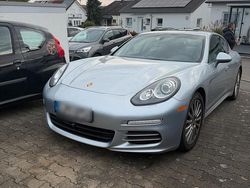 Blau Gebraucht 2016 Porsche Panamera 4 Limousine | 28.000 €
