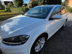 Weiß Gebraucht 2019 VW Golf VII Kombi | 14.700 € (Etwas zu teuer)