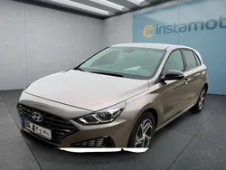 Braun Gebraucht 2021 Hyundai i30 Limousine | 15.349 € (Guter Preis)