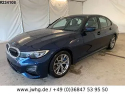 Blue metallic Gebraucht 2020 BMW 330 M Sport Limousine | 33.490 € (Superpreis)