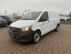 Weiß Gebraucht 2022 Mercedes Vito Van | 20.600 € (Superpreis)