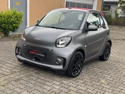 Grau Gebraucht 2021 Smart ForTwo Electric Drive Brabus Cabrio | 15.000 € (Fairer Preis)