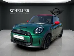Grün Gebraucht 2023 Mini Cooper SE Kleinwagen | 20.900 € (Fairer Preis)