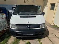 Weiß Gebraucht 2001 Mercedes Vito Van / Kleinbus | 5.000 €