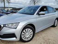 Silber Gebraucht 2020 Skoda Scala Active Kleinwagen | 9.758 €
