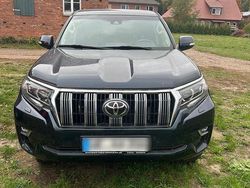 Grün Gebraucht 2019 Toyota Land Cruiser SUV | 37.950 €