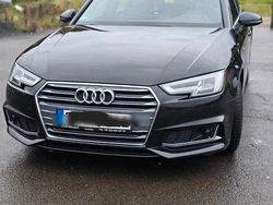 Schwarz Gebraucht 2019 Audi A4 S-Line Kombi | 19.000 € (Guter Preis)