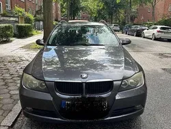 Grau Gebraucht 2008 BMW 325 Kombi | 2.000 €