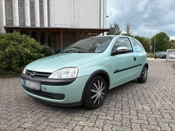 Blau Gebraucht 2001 Opel Corsa Kleinwagen | 4.200 €