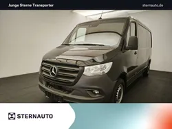 Schwarz Gebraucht 2023 Mercedes Sprinter Van | 43.971 € (Fairer Preis)