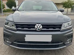 Grau Gebraucht 2018 VW Tiguan Highline SUV | 18.000 € (Guter Preis)