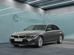 Grau Gebraucht 2024 BMW 320 M Sport Limousine | 41.370 € (Fairer Preis)