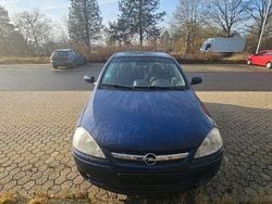 Blau Gebraucht 2006 Opel Corsa Sport Limousine | 2.350 € (Fairer Preis)