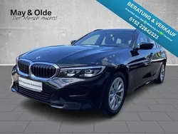 Schwarz Gebraucht 2022 BMW 320 Sport Line Kombi | 27.777 € (Fairer Preis)