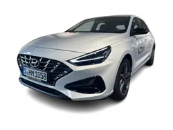 Weiß Neu 2024 Hyundai i30 Edition Limousine | 22.289 € (Fairer Preis)