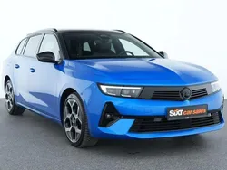 Blau Gebraucht 2024 Opel Astra Ultimate Kombi | 23.440 € (Guter Preis)