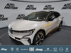 Grau kqj + schwarz gne Neu 2024 Renault Mégane Komfort Limousine | 45.890 €
