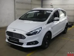 Weiß Gebraucht 2019 Ford S-MAX Titanium Van / Kleinbus | 14.999 € (Superpreis)
