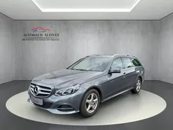 Grau Gebraucht 2015 Mercedes E220 Avantgarde Limousine | 22.990 € (Teuer)