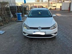 Weiß Gebraucht 2017 VW Golf VII Kombi | 10.000 € (Fairer Preis)
