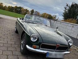 Grün Gebraucht 1972 MG B Cabrio | 14.300 €