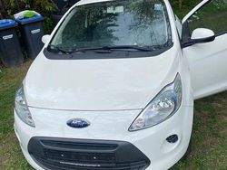 Weiß Gebraucht 2014 Ford Ka Cool & Sound Edition Kleinwagen | 3.700 € (Fairer Preis)