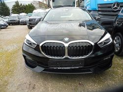 Schwarz Gebraucht 2019 BMW 118 Kleinwagen | 12.500 € (Etwas zu teuer)