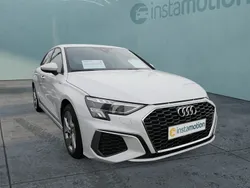 Weiß Gebraucht 2023 Audi A3 Sportback S-Line Limousine | 32.090 € (Fairer Preis)