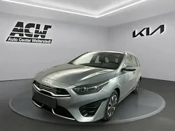 Lunasilber Gebraucht 2022 Kia Ceed Sportswagon Vision Kombi | 21.877 € (Fairer Preis)
