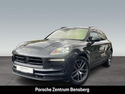 Grau Gebraucht 2022 Porsche Macan SUV | 67.900 € (Fairer Preis)