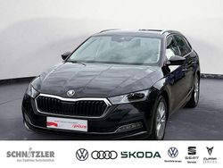 Schwarzmagic perleffekt Gebraucht 2023 Skoda Octavia Style Kombi | 47.800 €