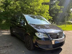 Schwarz Gebraucht 2009 VW Touran United Van / Kleinbus | 4.000 € (Guter Preis)