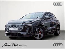 Grau Neu 2025 Audi Q6 e-tron Performance SUV | 74.940 € (Guter Preis)