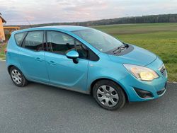 Blau Gebraucht 2010 Opel Meriva Van / Kleinbus | 3.950 € (Fairer Preis)