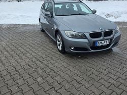 Grau Gebraucht 2009 BMW 318 Kombi | 3.400 € (Guter Preis)