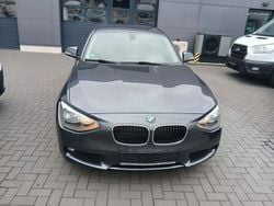 Grau Gebraucht 2015 BMW 118 Urban Line Kleinwagen | 7.300 €