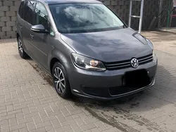 Grau Gebraucht 2011 VW Touran Van / Kleinbus | 4.999 € (Guter Preis)
