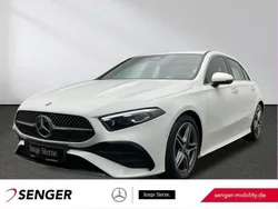 Weiß Gebraucht 2024 Mercedes A200 AMG Limousine | 34.880 € (Fairer Preis)