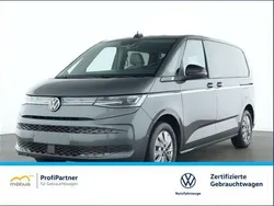 Indiumgrau metallic Gebraucht 2023 VW T7 Style Van | 50.499 € (Fairer Preis)